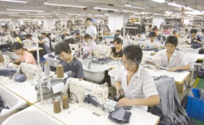 Adidas va reduce cu 25% portofoliul de produse